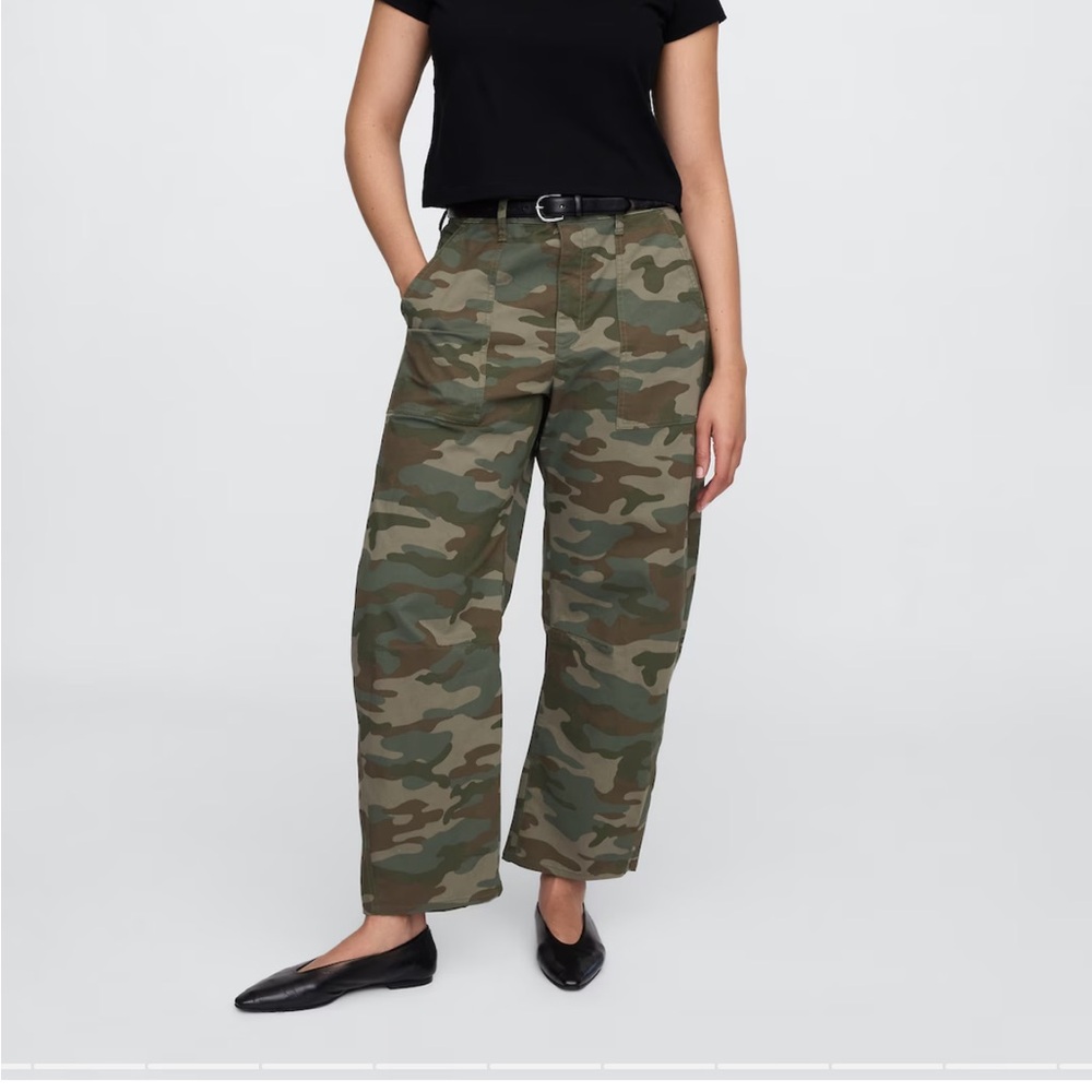 GAP Factory Women’s Barrel Camouflage Pants - 10 - Picture 11 of 13